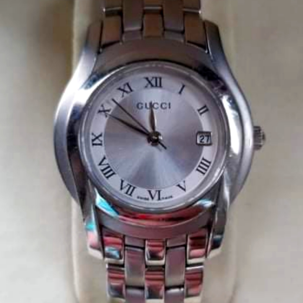 AUTHENTIC VINTAGE GUCCI LADIES 5500L STAINLESS STEEL WATCH WITH BOX